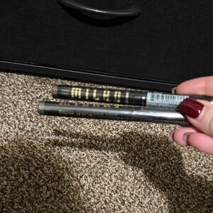 Set of two gilded eyeshadow stick (Milani)